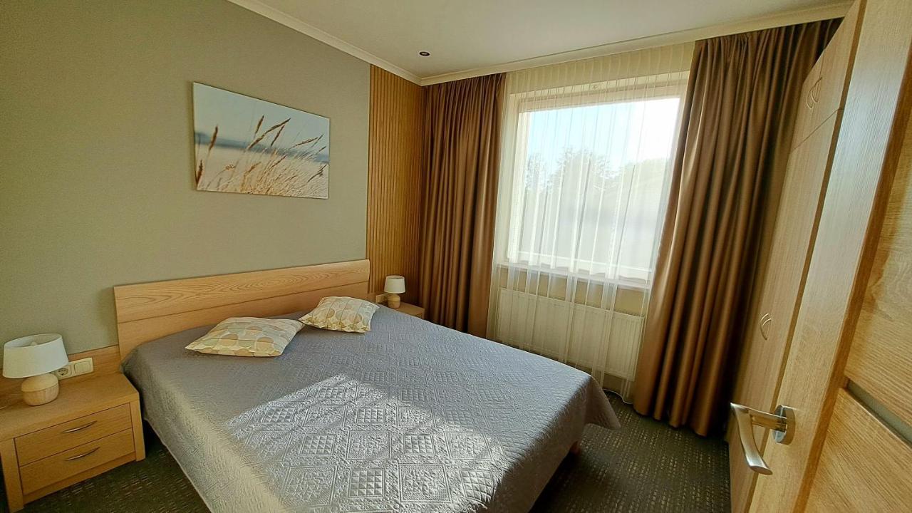 Vila Gile Palanga Luaran gambar