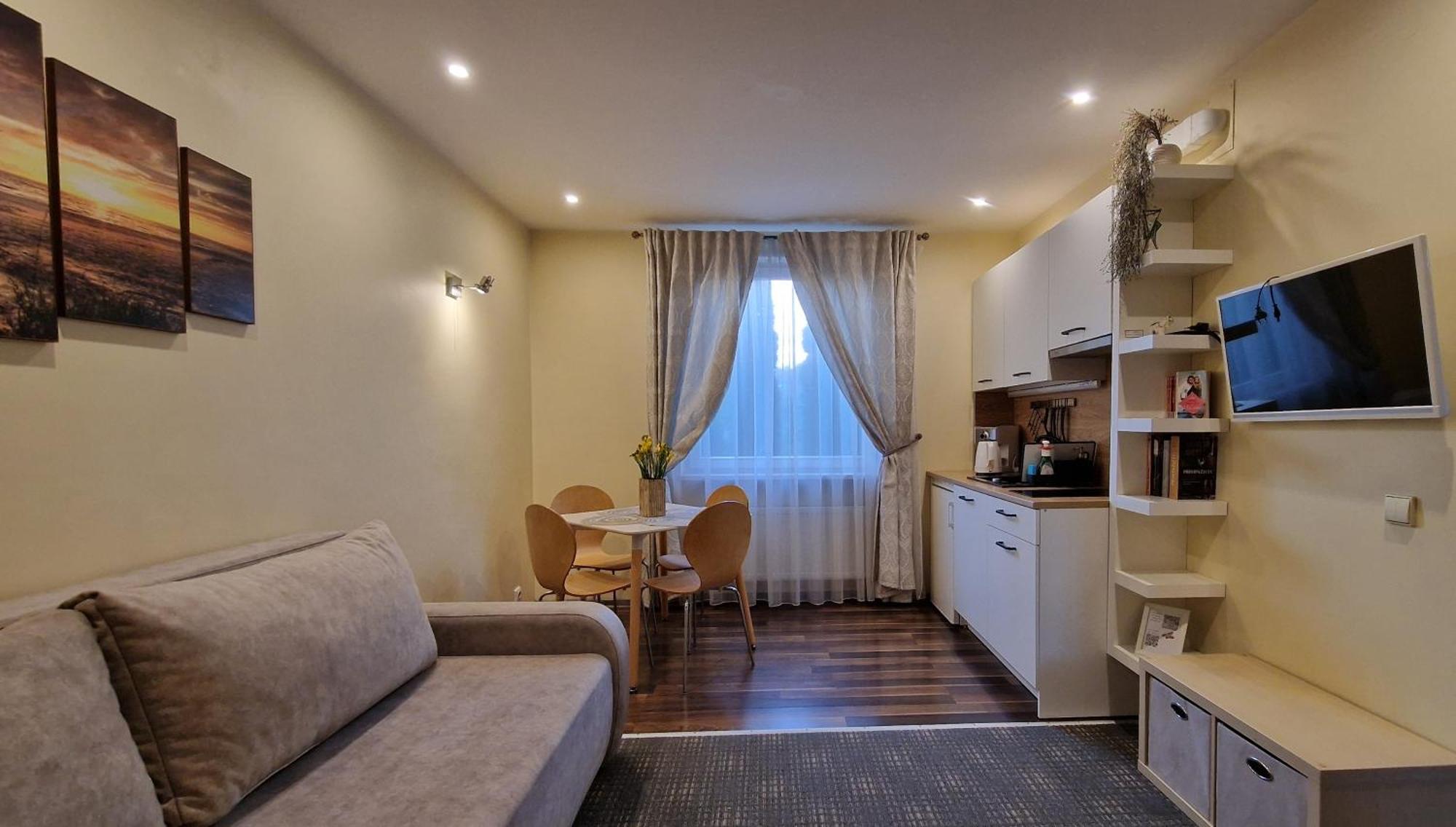 Vila Gile Palanga Luaran gambar